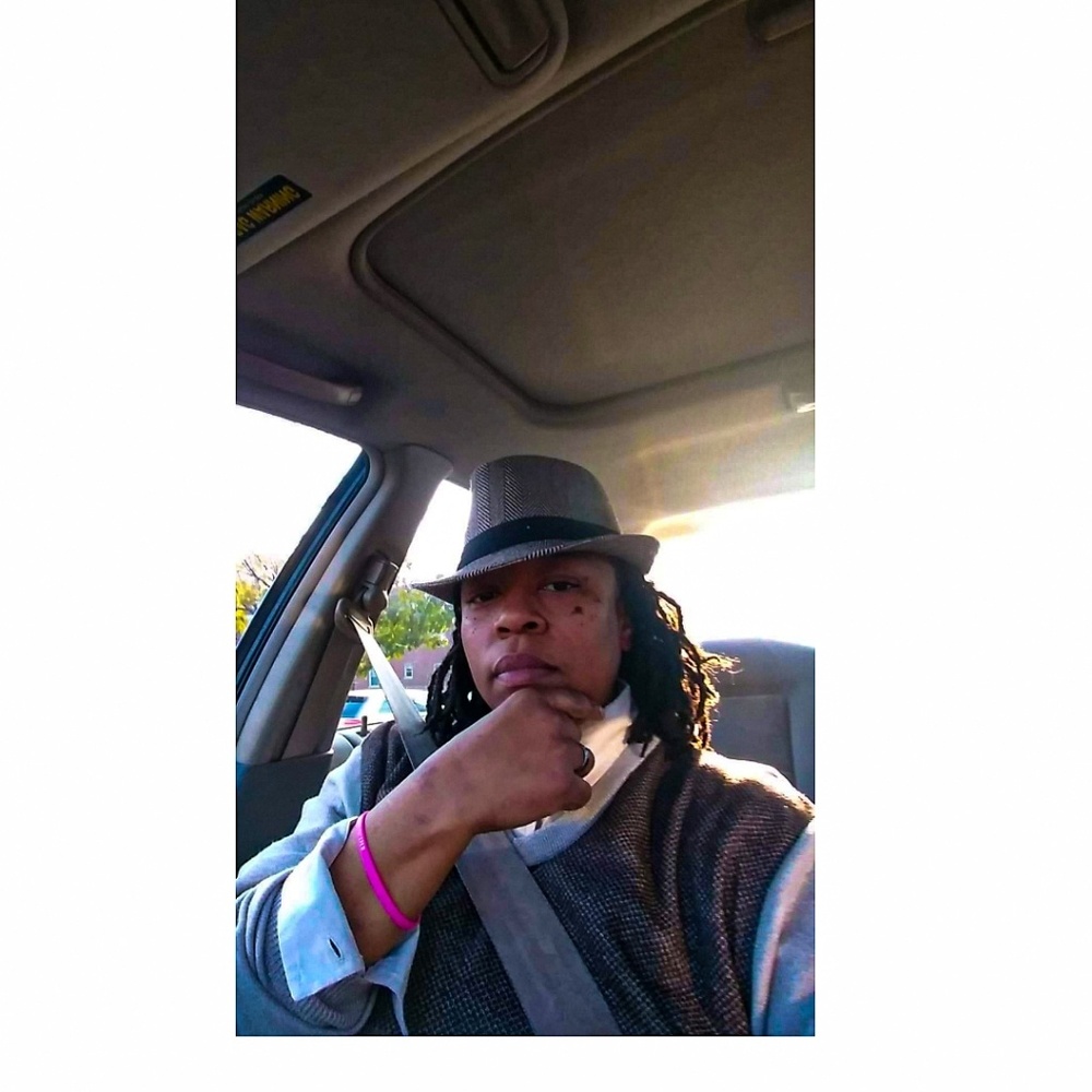 Meet your Posher, Tomeka